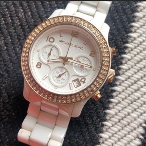 100% Authentic Michaelt Ktors white ceramic watch